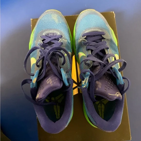 Kobe X size men’s 8.5 (used) - Picture 2 of 4